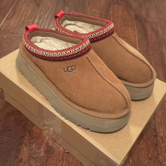 UGG TAZZ slipper - Picture 3 of 3